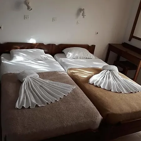 Aparthotel Stavris 3*