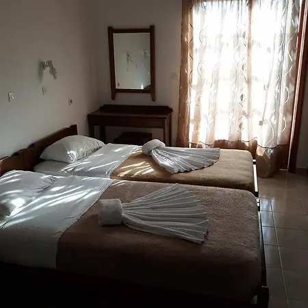 Aparthotel Stavris 3*